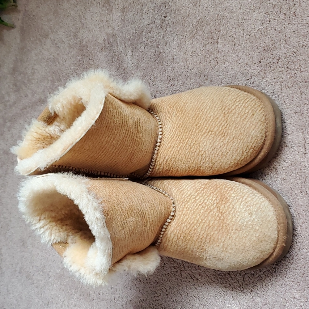 EMU Boots